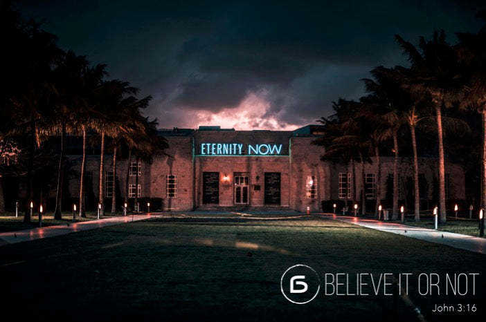 NIEUW: Hoodie Black Eternity